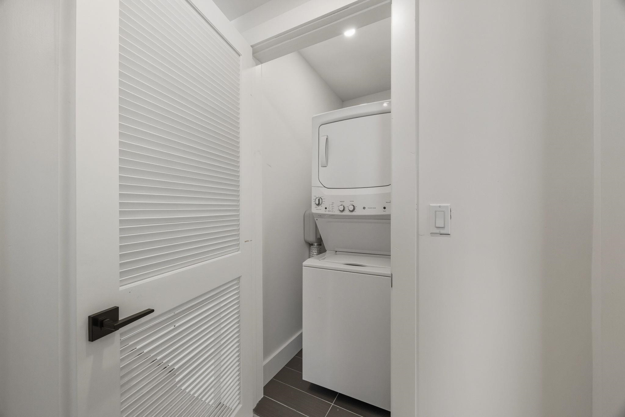 166 HANCOCK AVE Unit: 201