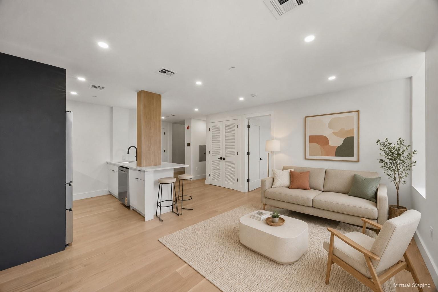 166 HANCOCK AVE Unit: 202