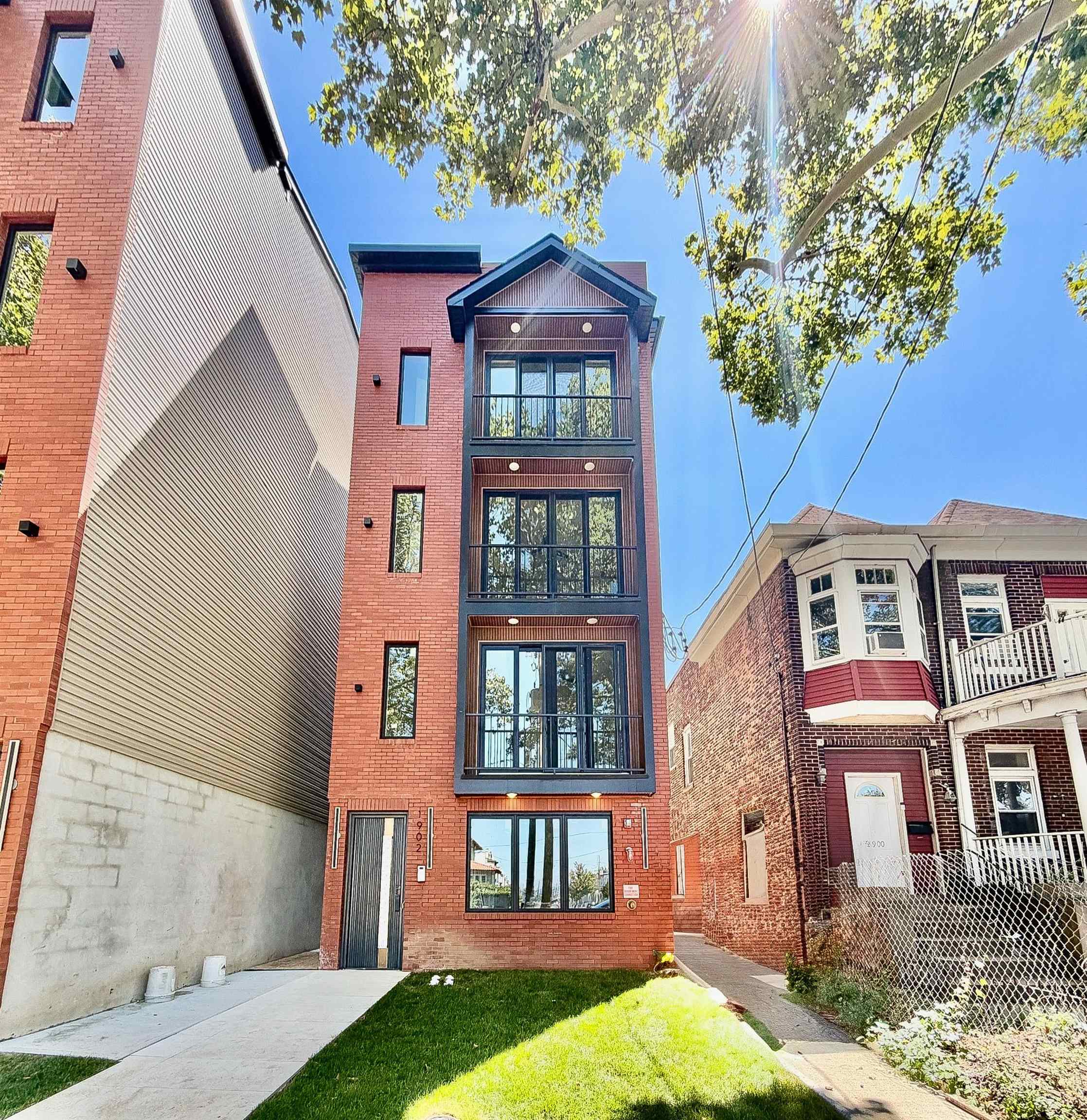 1902 JOHN F KENNEDY BLVD Unit: 4