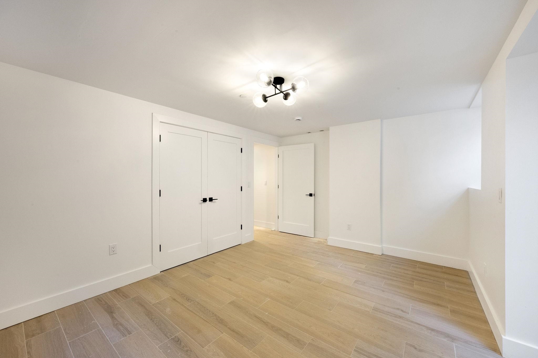 166 HANCOCK AVE Unit: G01