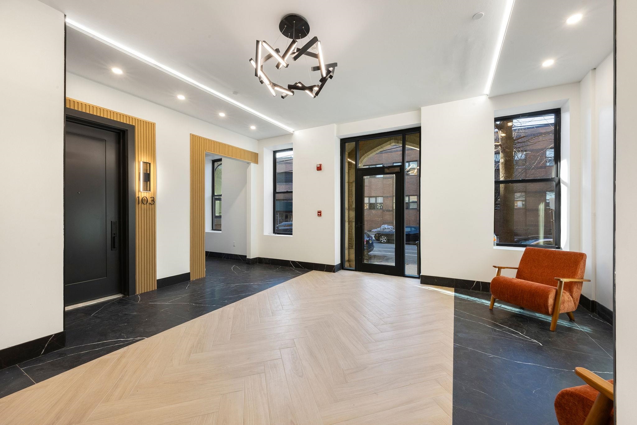 166 HANCOCK AVE Unit: G02