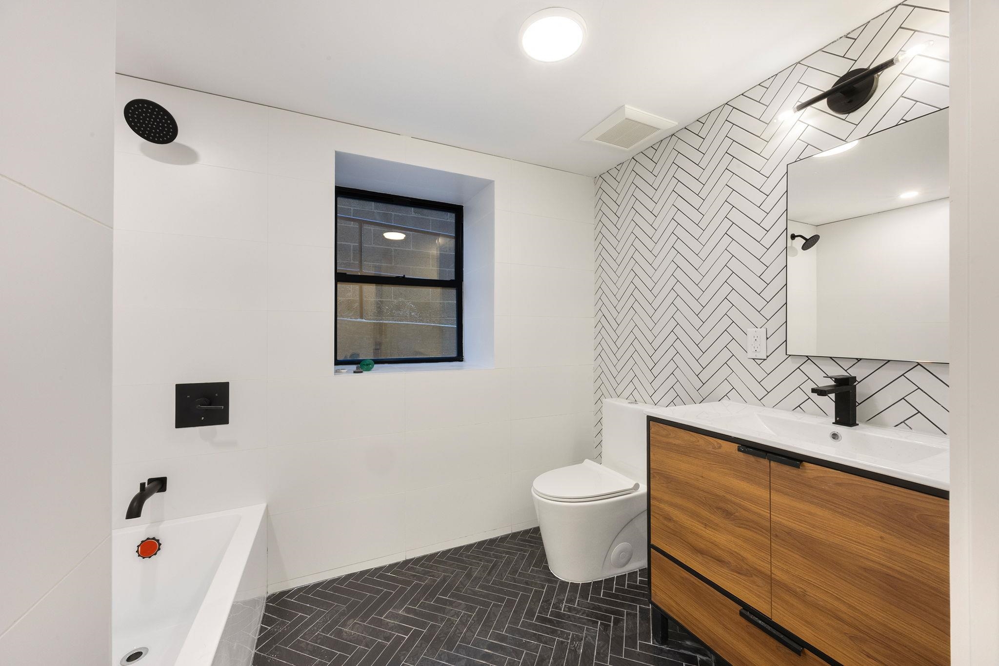 166 HANCOCK AVE Unit: G03