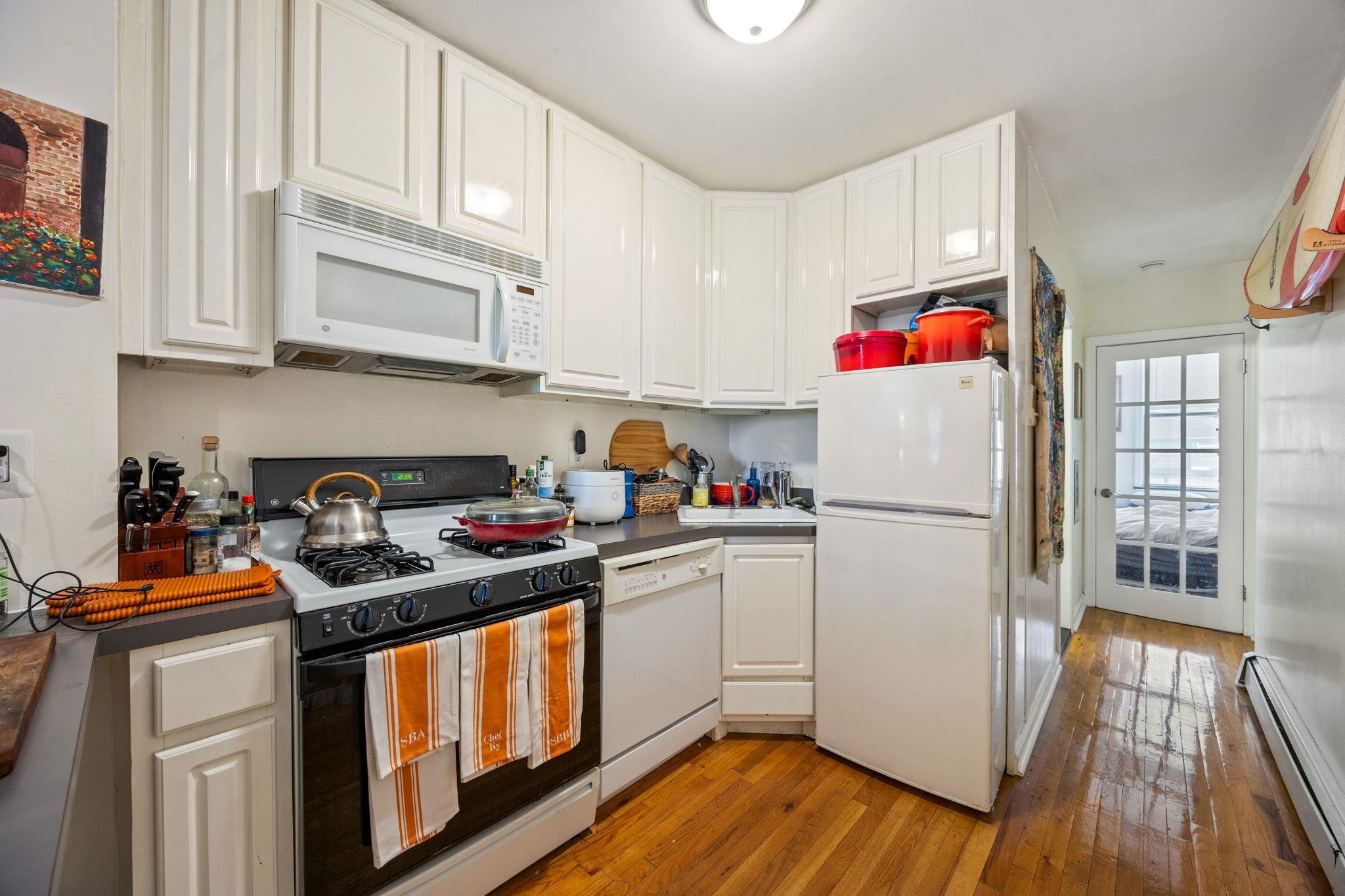 107 HARRISON ST Unit: 2
