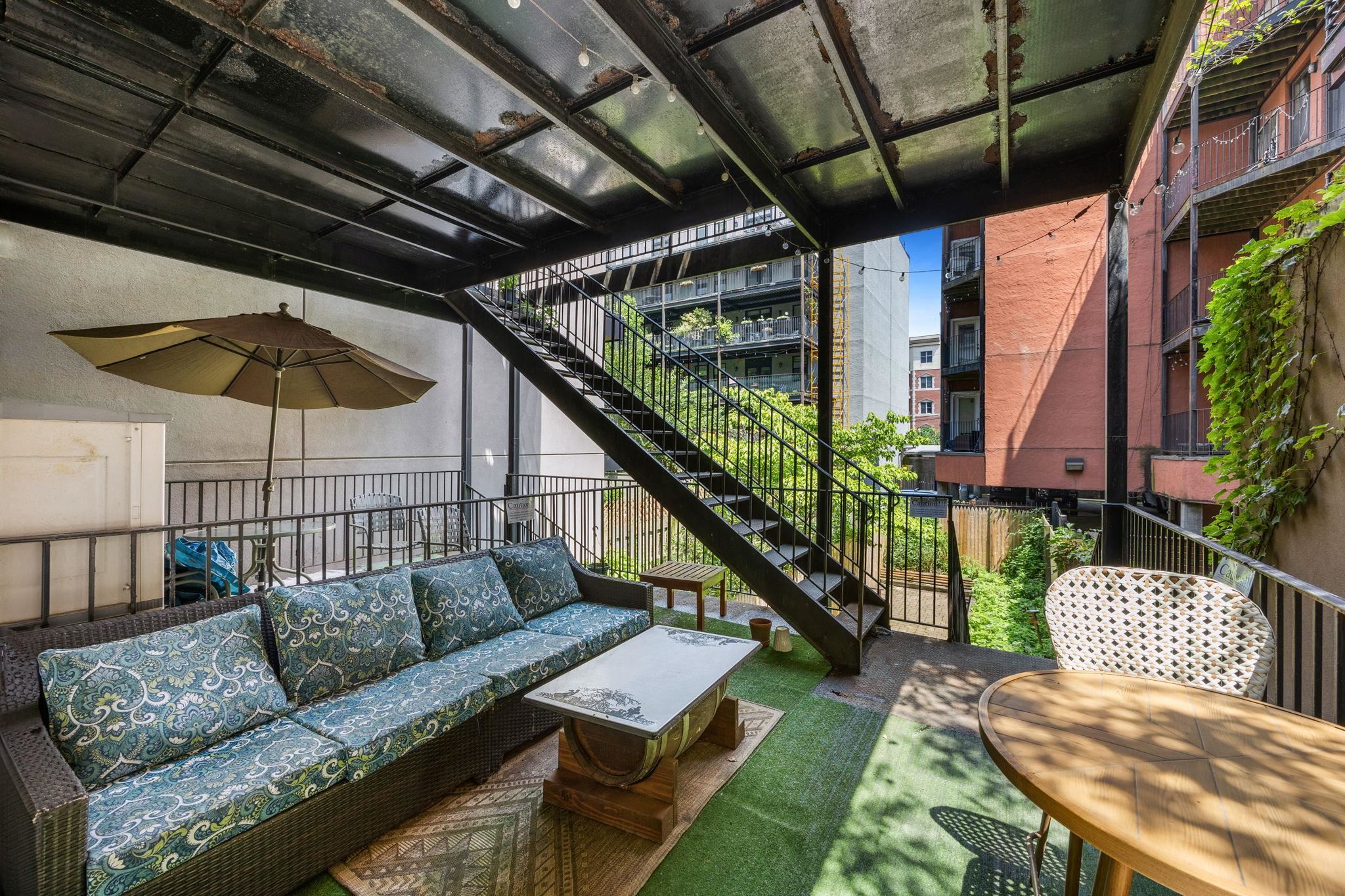 107 HARRISON ST Unit: 2