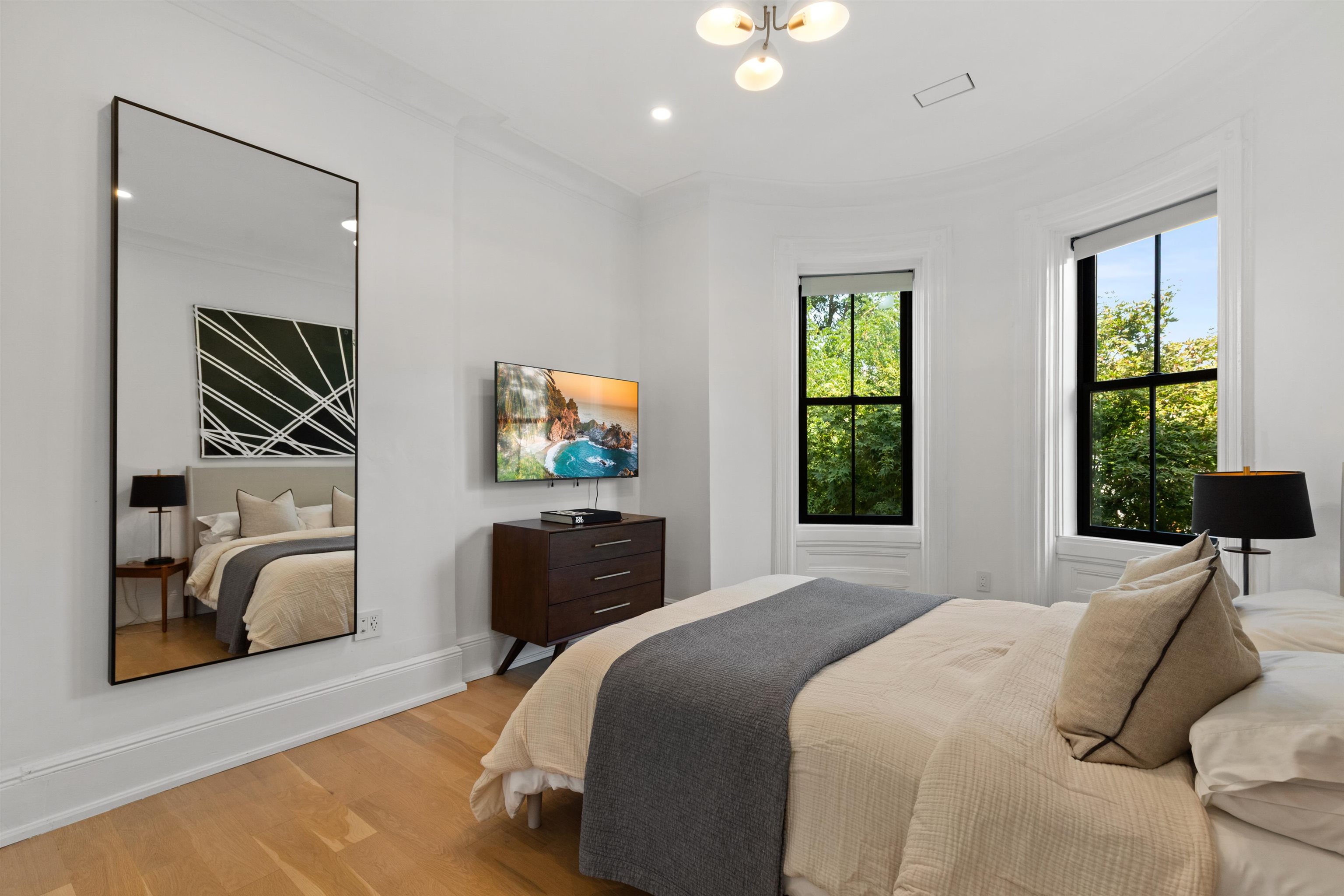644 PALISADE AVE Unit: 2