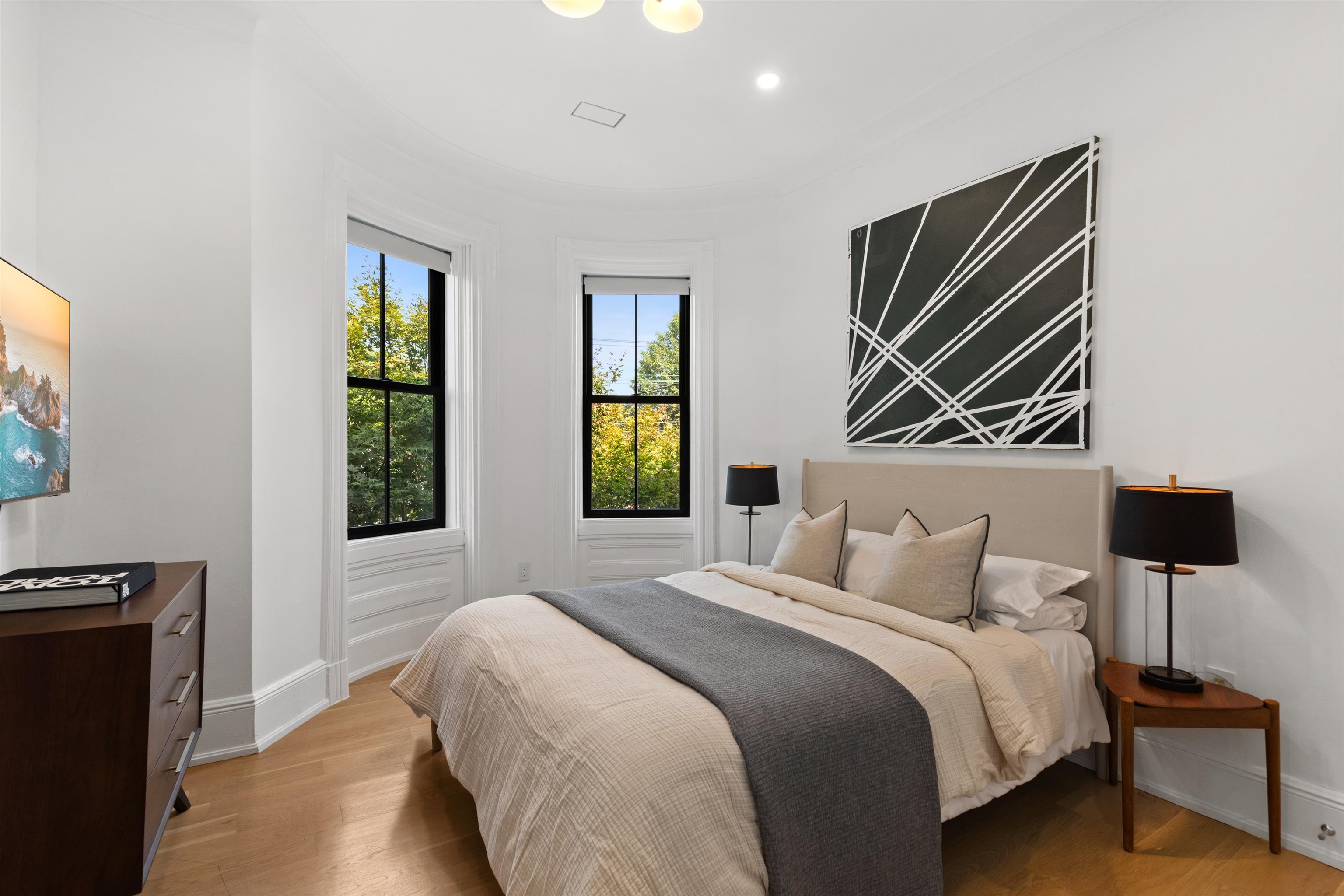 644 PALISADE AVE Unit: 2
