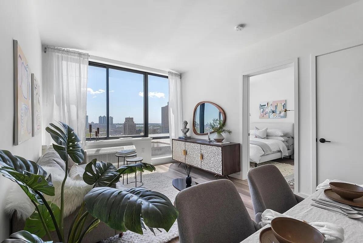 55 JORDAN AVE Unit: 805