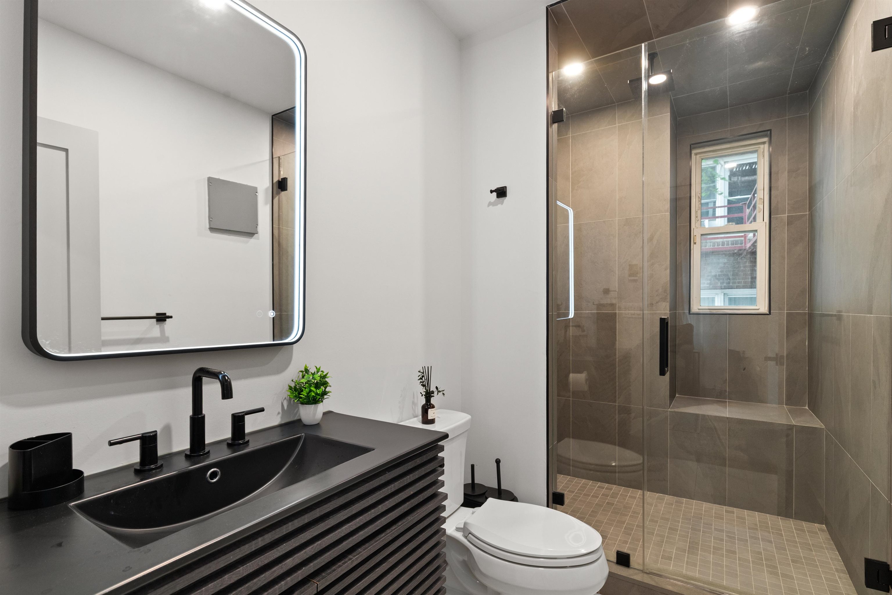6115 BLVD EAST Unit: 2