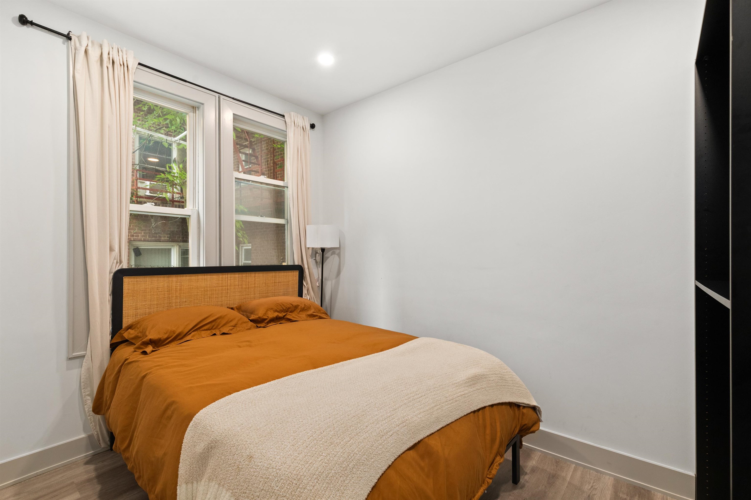 6115 BLVD EAST Unit: 2