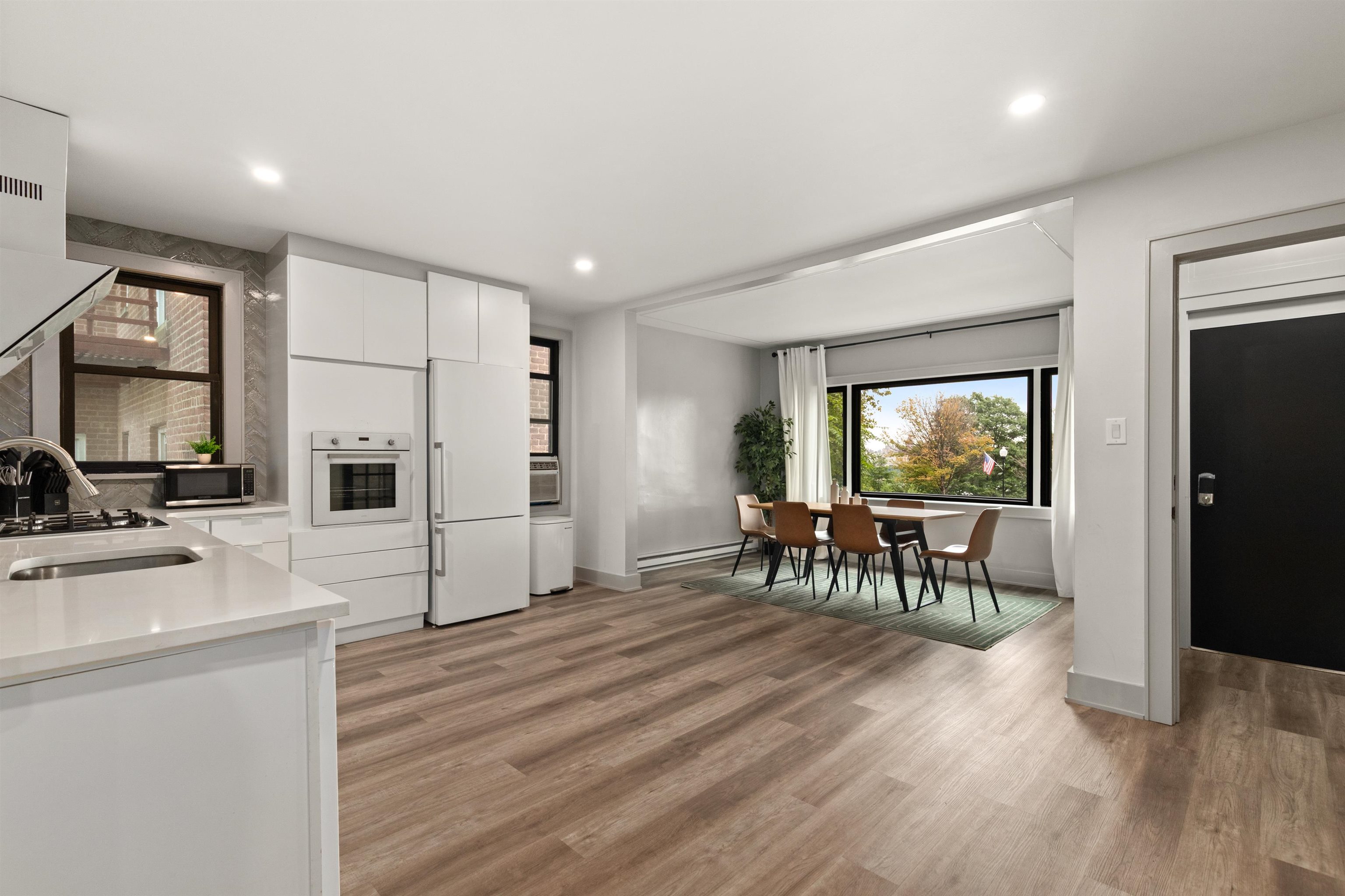 6115 BLVD EAST Unit: 2