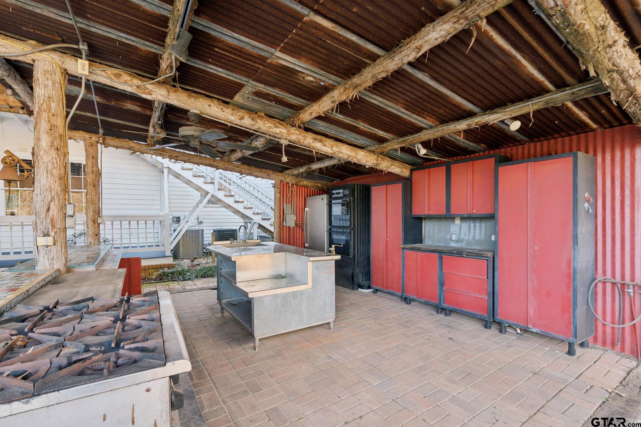 18621 County Road 477