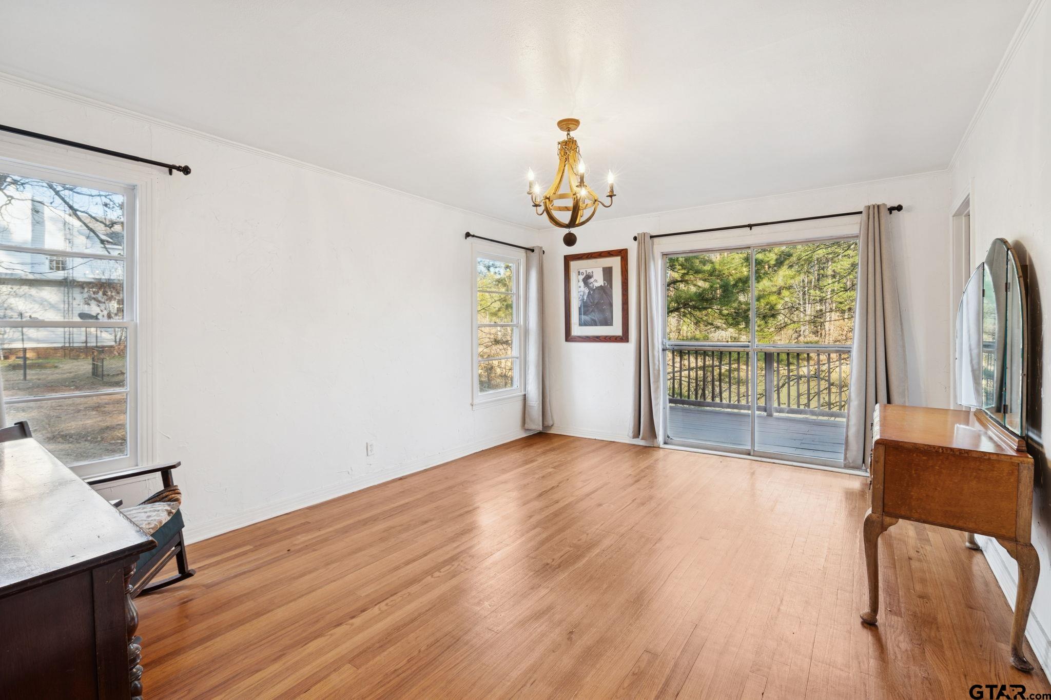 18621 County Road 477