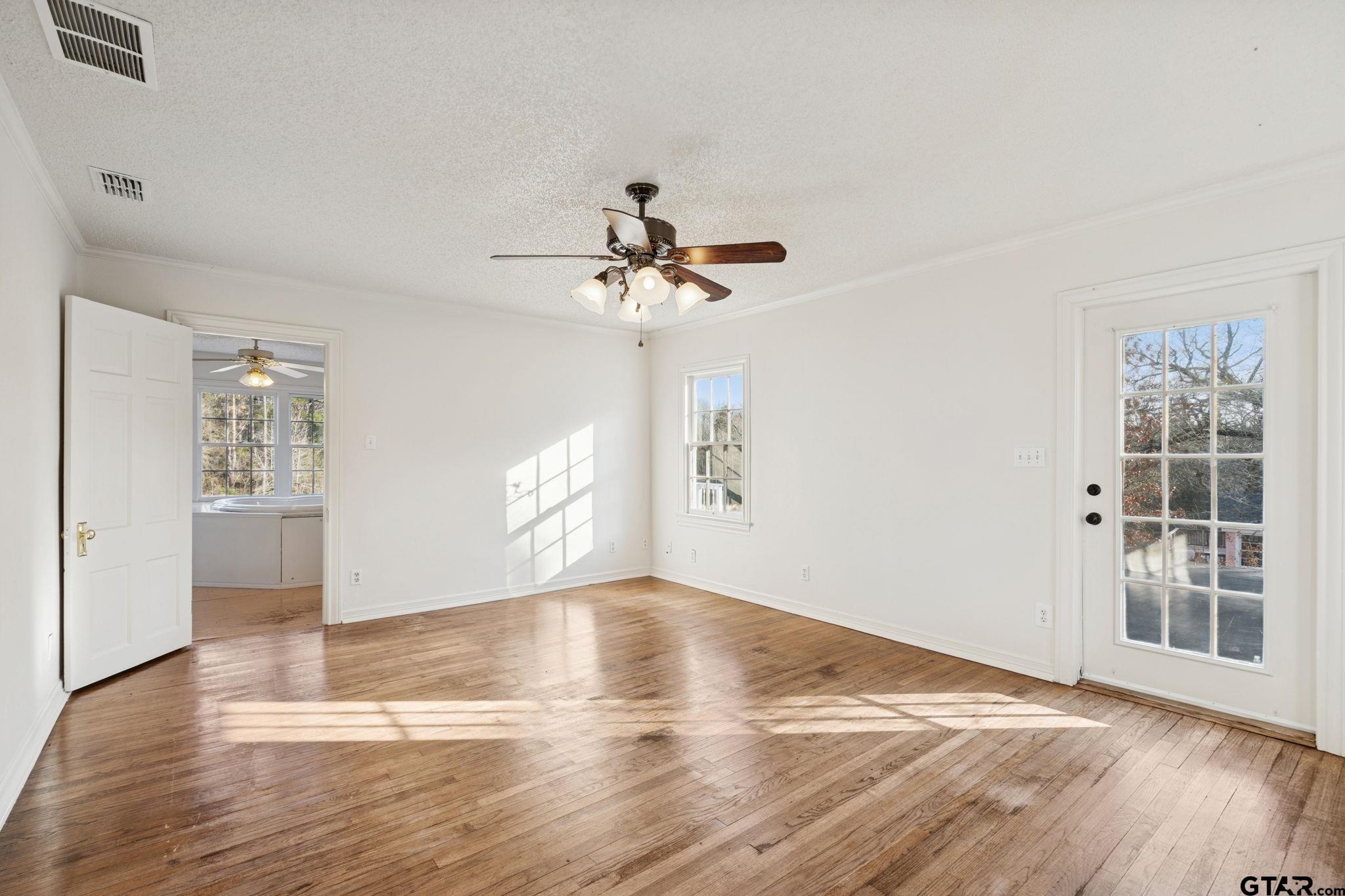18621 County Road 477