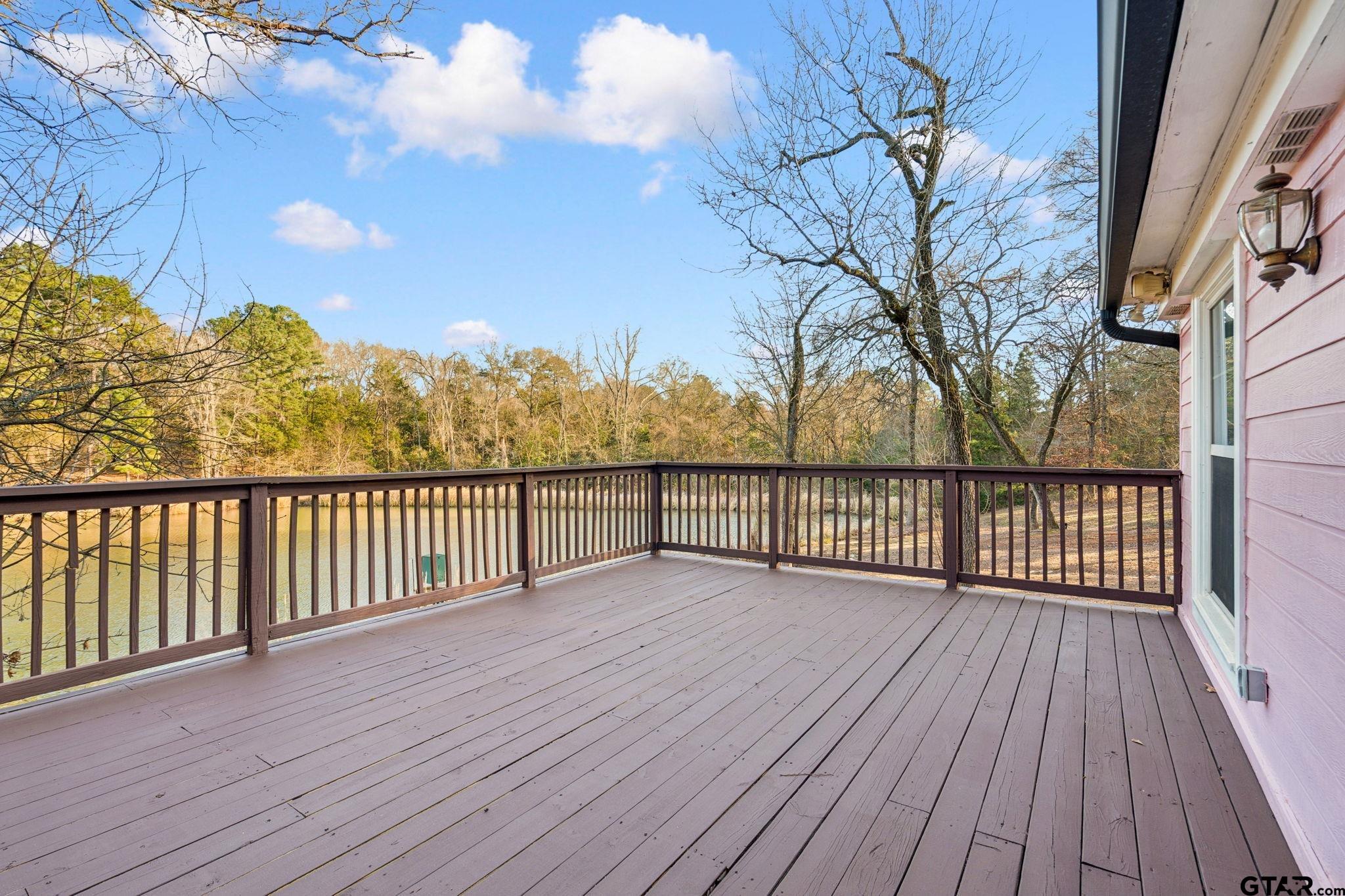 18621 County Road 477
