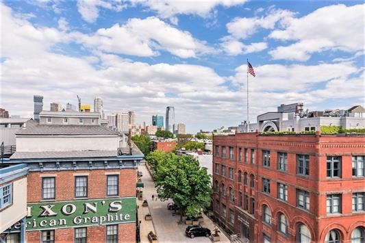 357 VARICK ST Unit: 224b