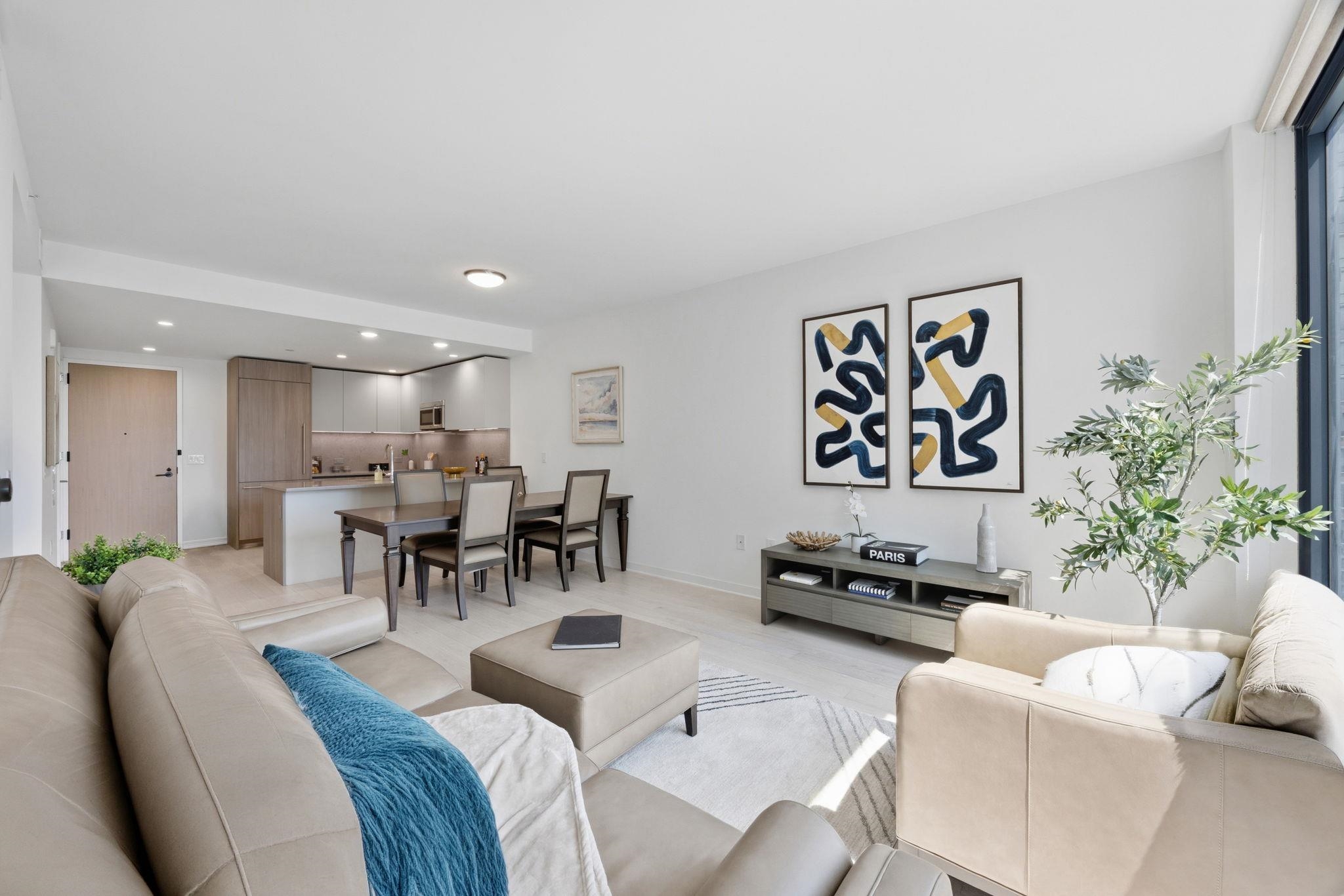 151 BAY ST Unit: 1005