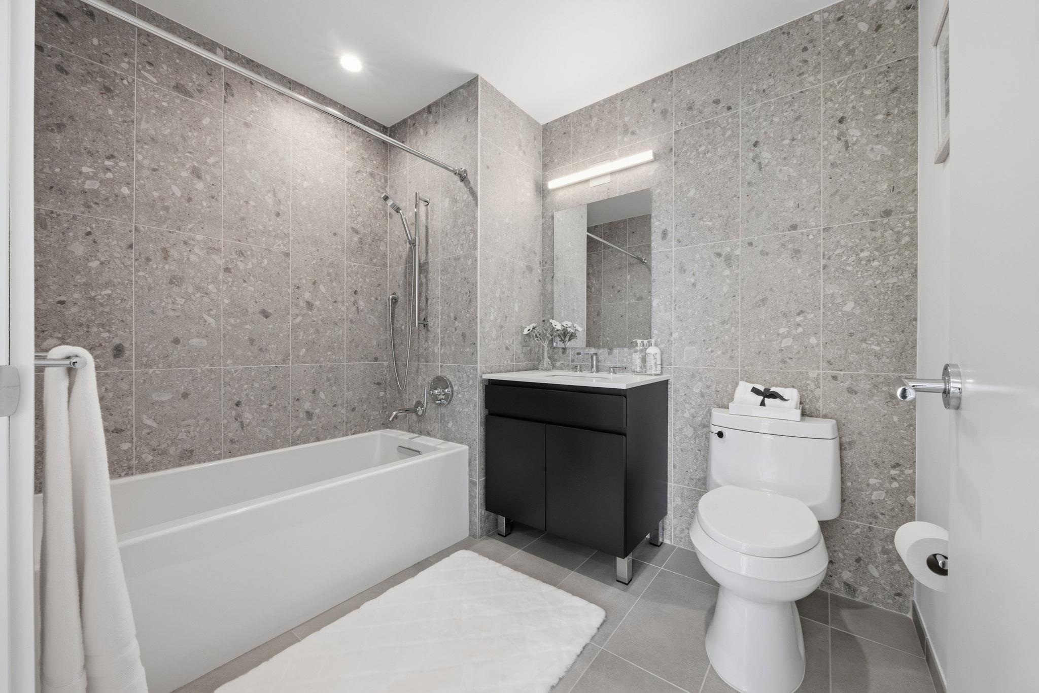 151 BAY ST Unit: 1005