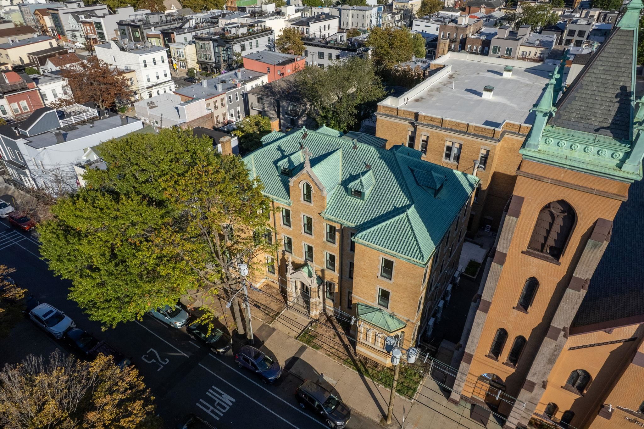 166 HANCOCK AVE Unit: 302