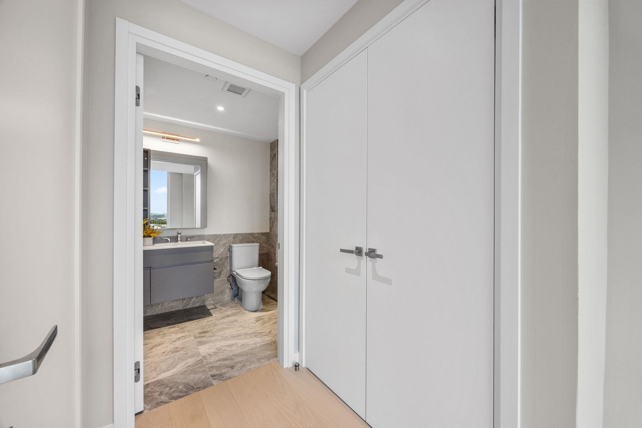 144 1ST ST Unit: 9N