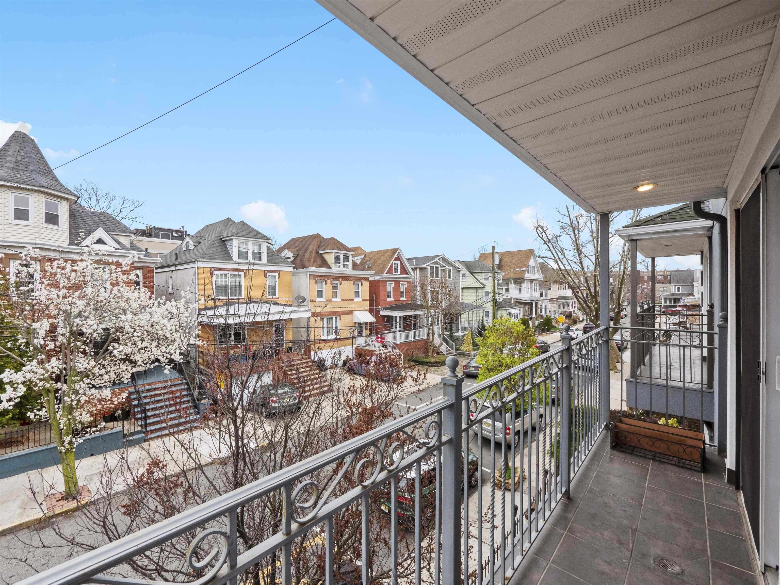 5311 FAIRVIEW TERRACE Unit: 3