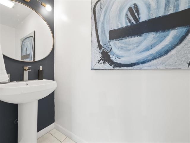 5311 FAIRVIEW TERRACE Unit: 3
