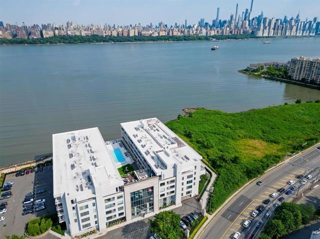 3 SOMERSET LANE Unit: 501