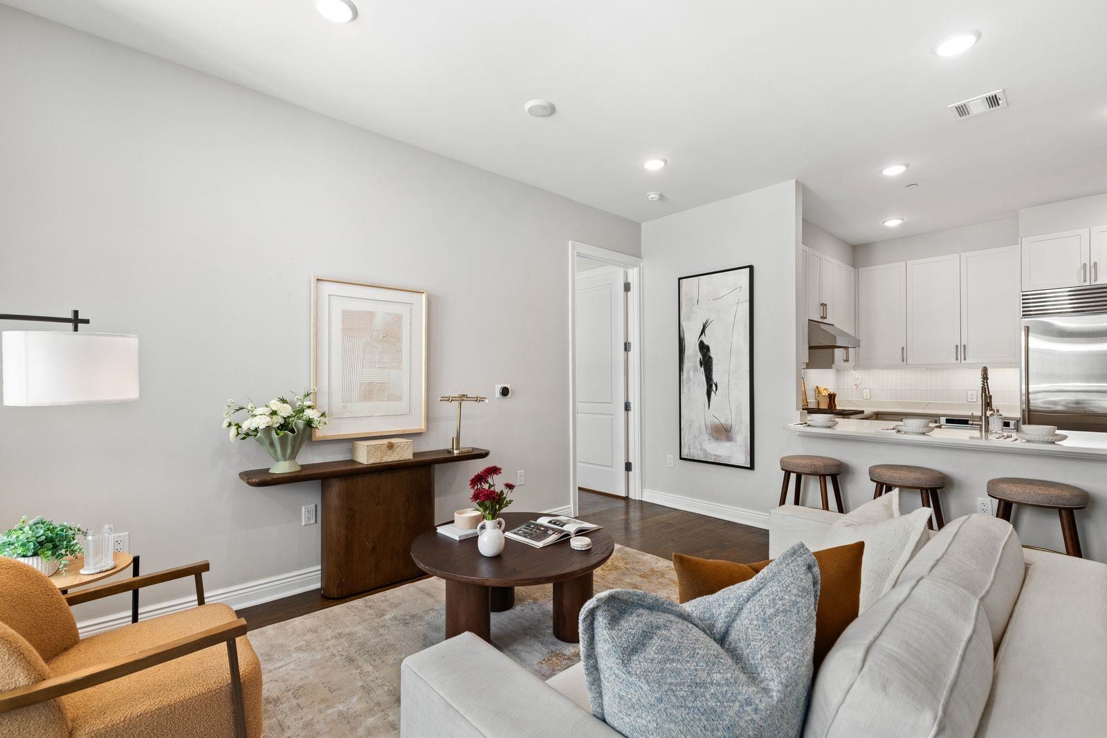 3 SOMERSET LANE Unit: 501