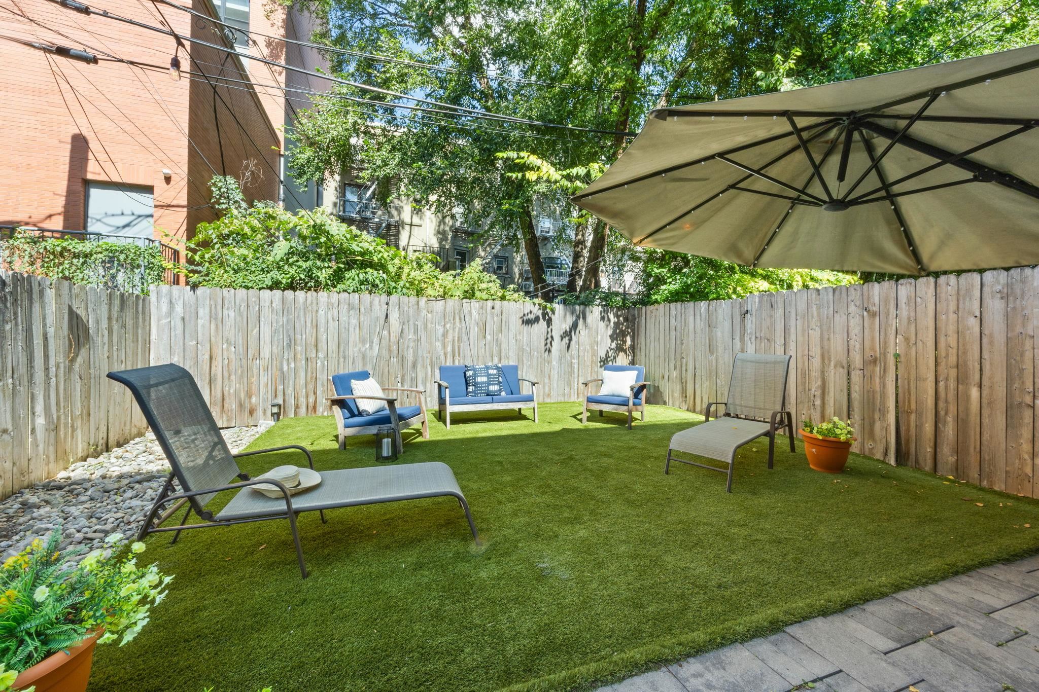 208 YORK ST Unit: 1