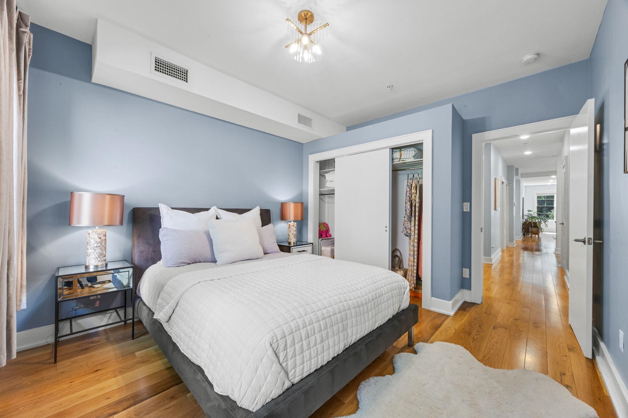 208 YORK ST Unit: 1