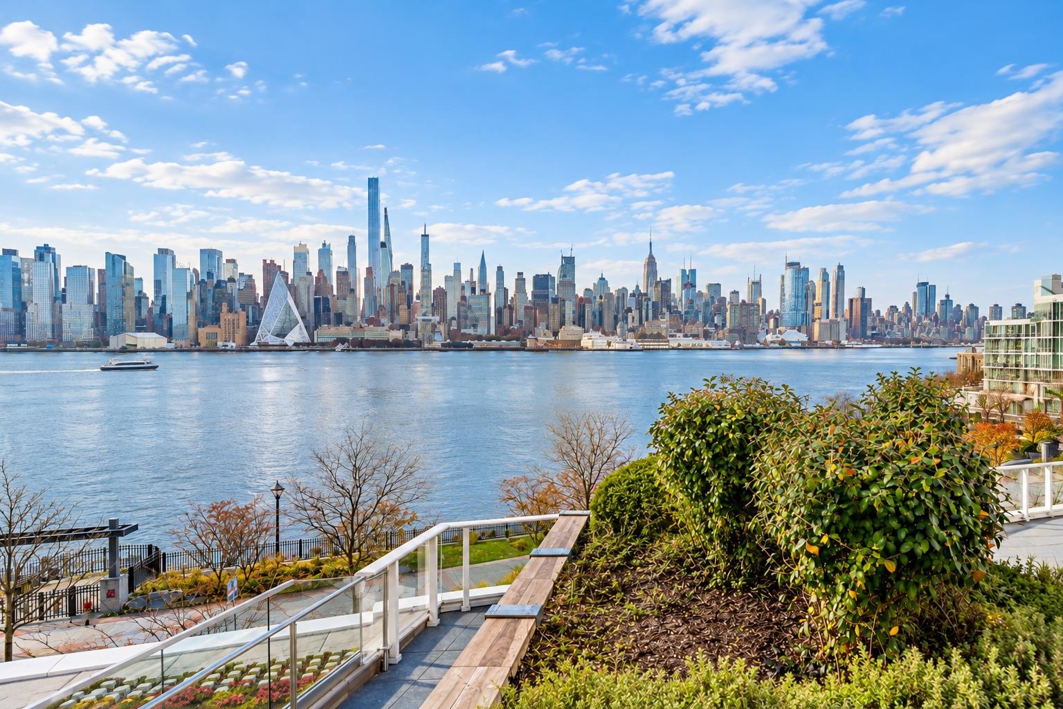 800 AVENUE AT PORT IMPERIAL Unit: 422
