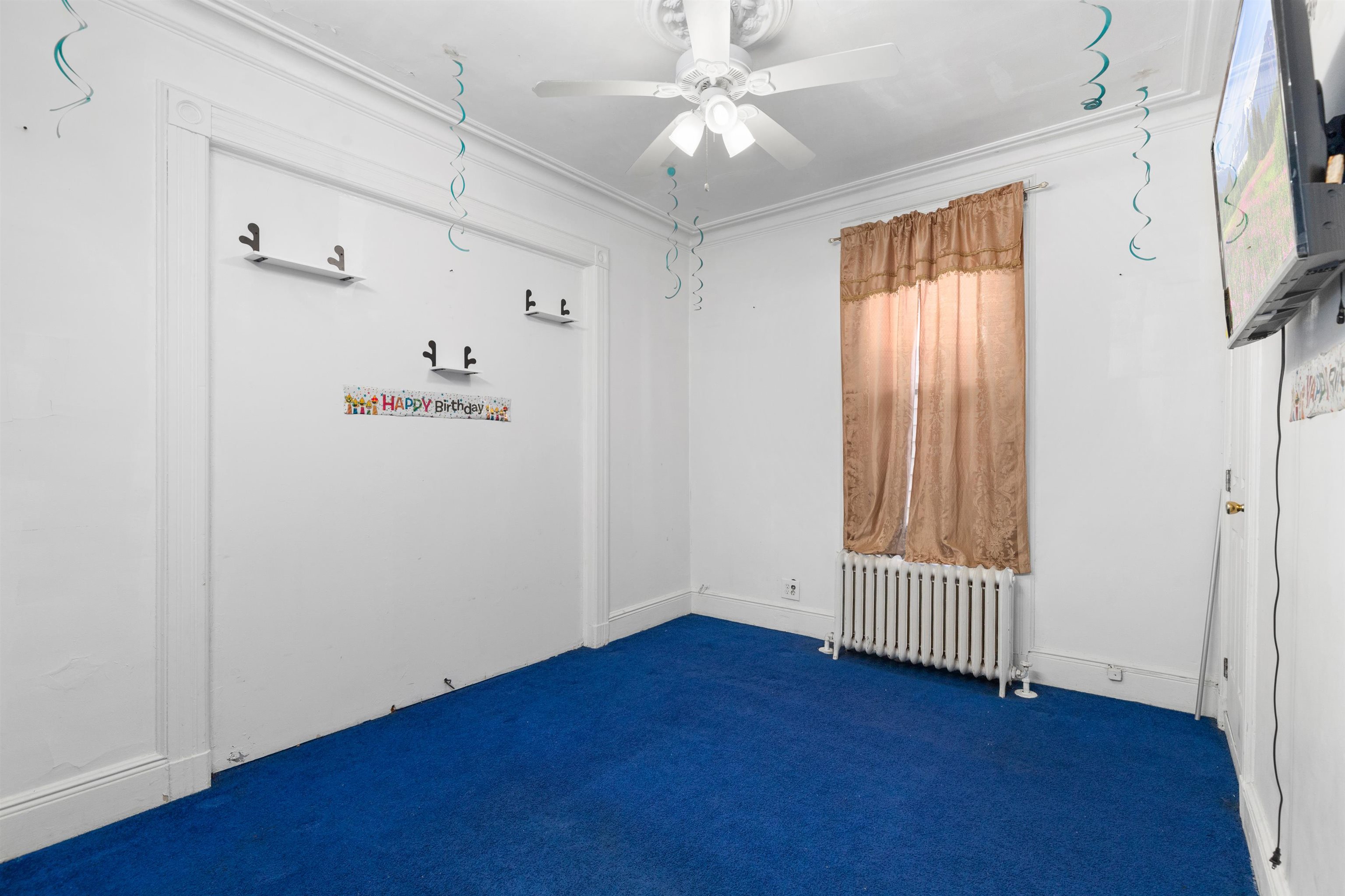 109 GRACE ST Unit: 2