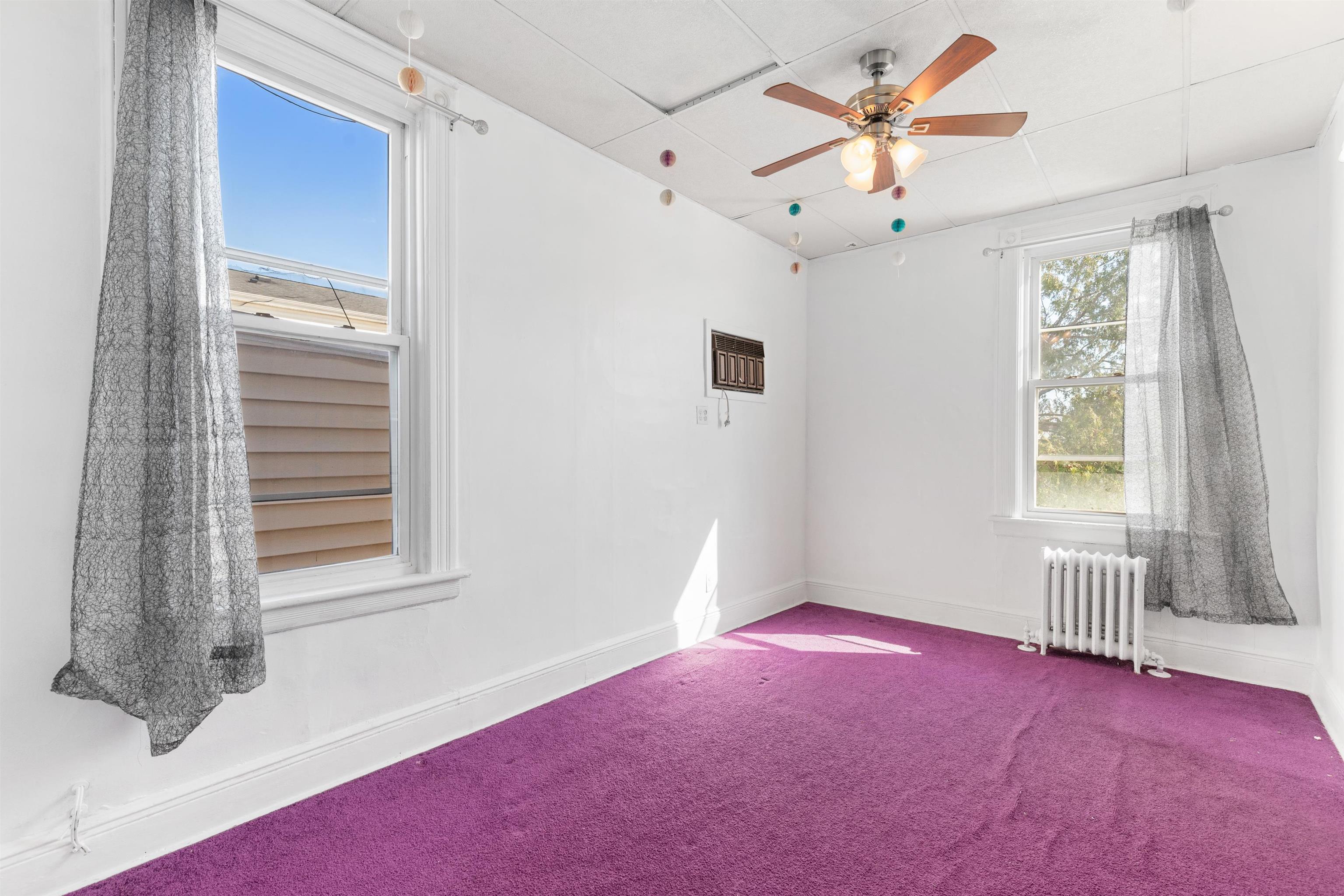 109 GRACE ST Unit: 2