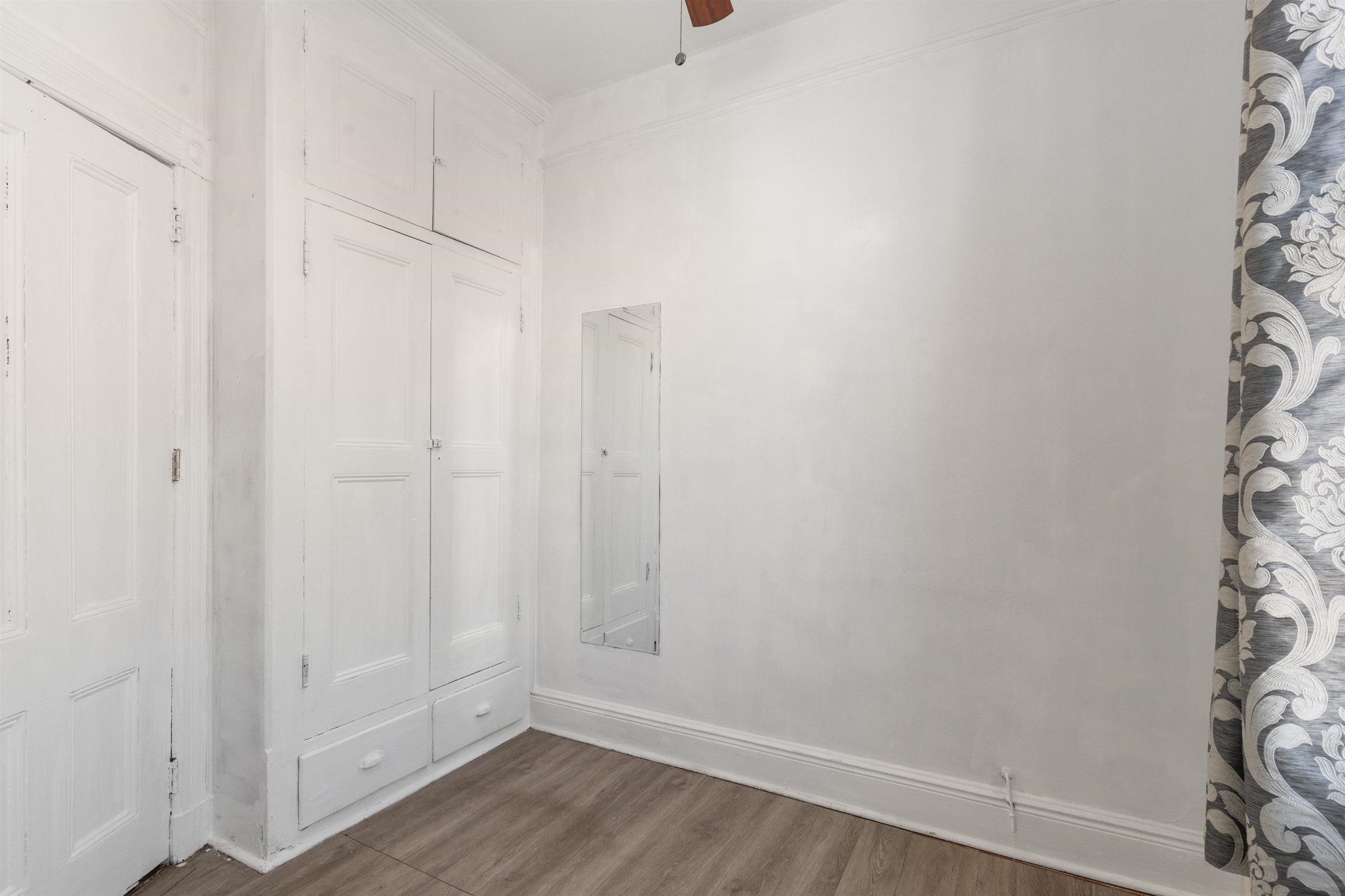 109 GRACE ST Unit: 2