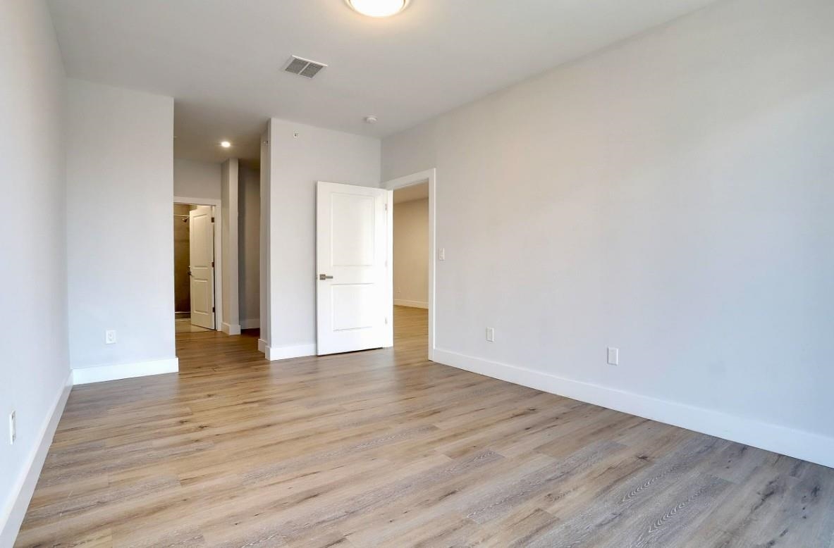 502 BROADWAY