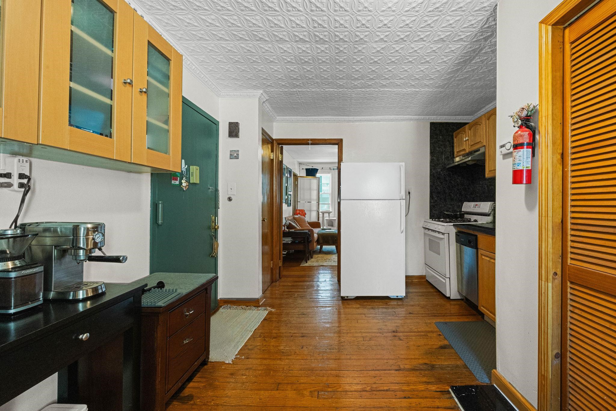 339 PARK AVE Unit: C