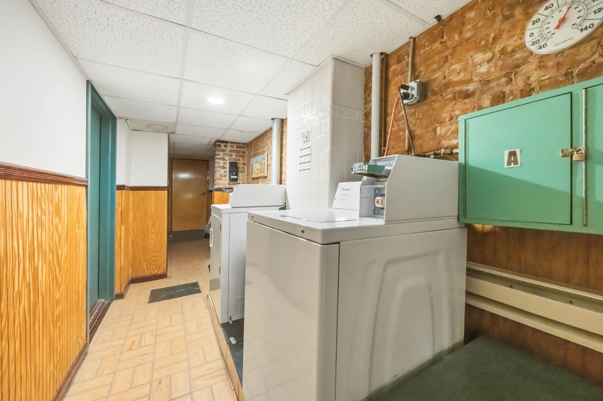 339 PARK AVE Unit: C