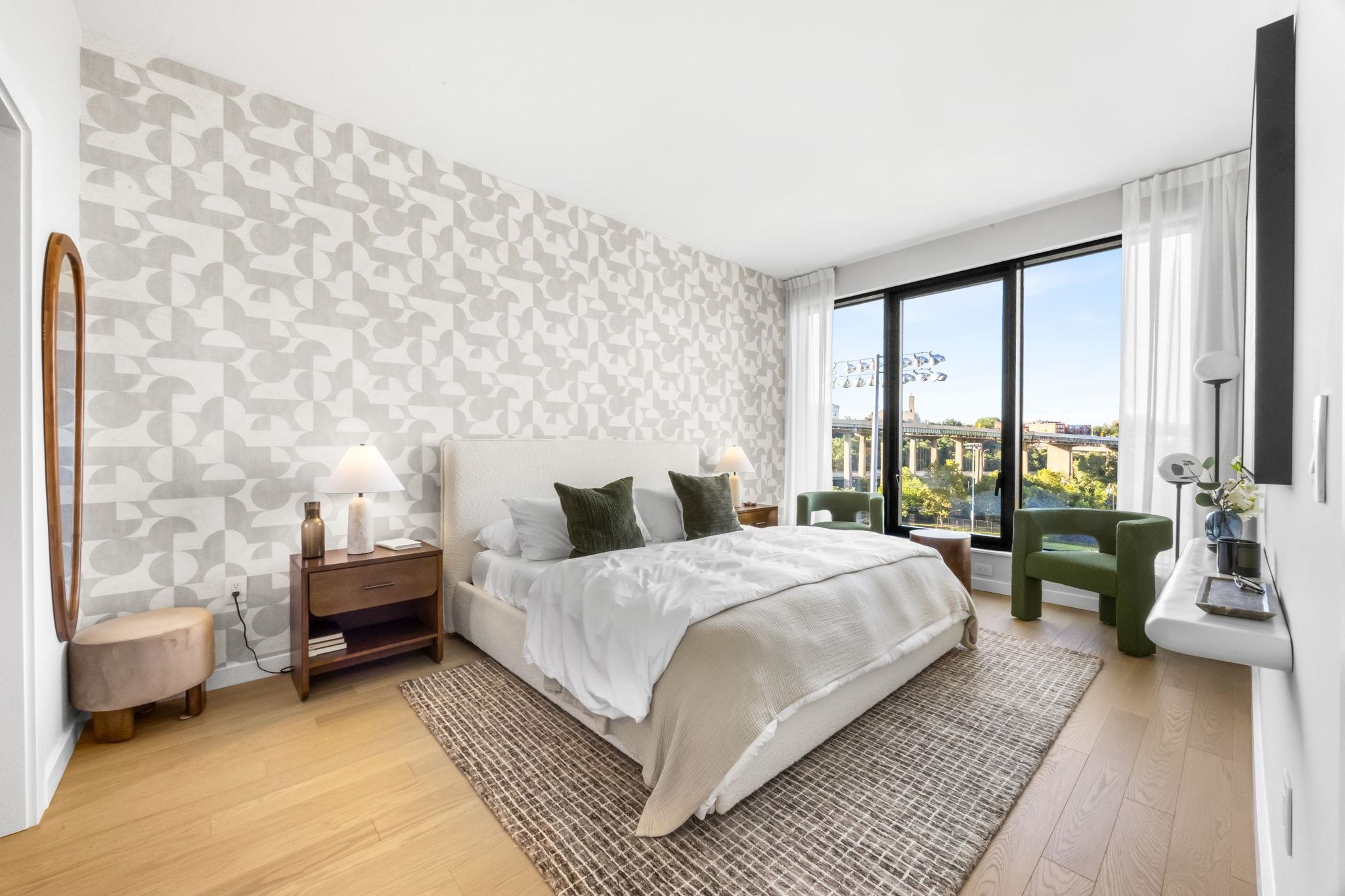 387 8TH ST Unit: 2D