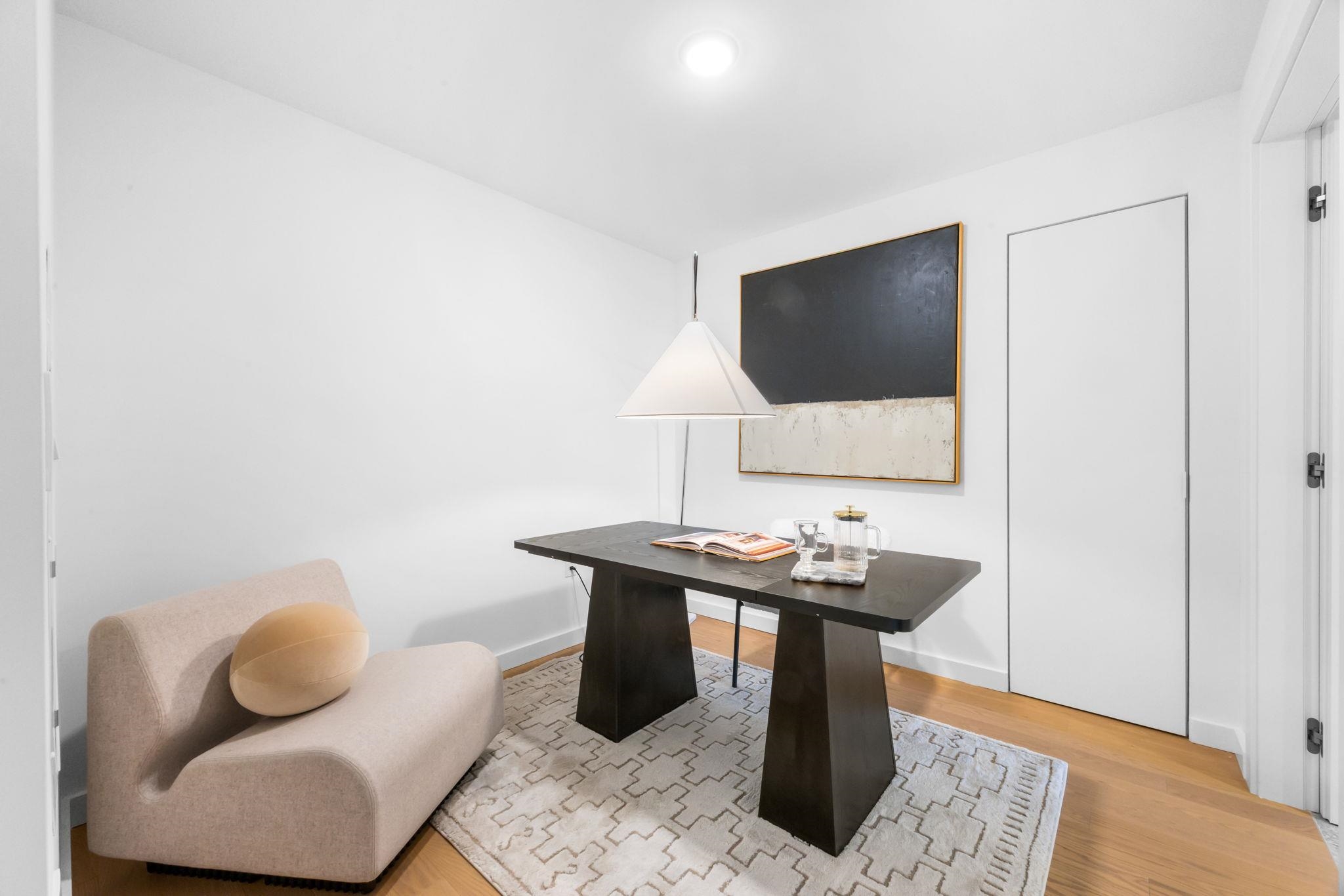 387 8TH ST Unit: 5C