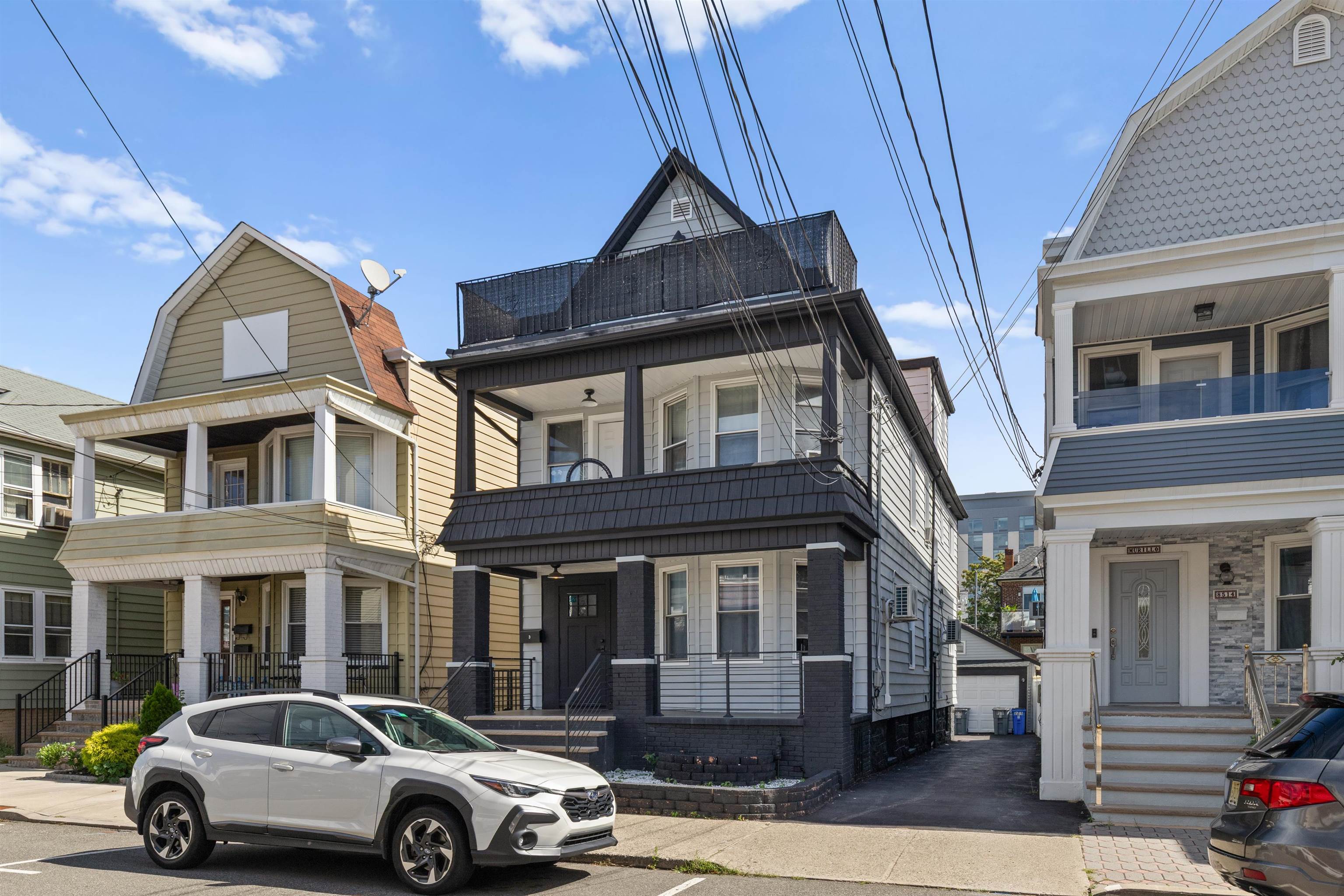 8516 3RD AVE Unit: 4