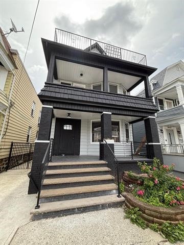 8516 3RD AVE Unit: 4