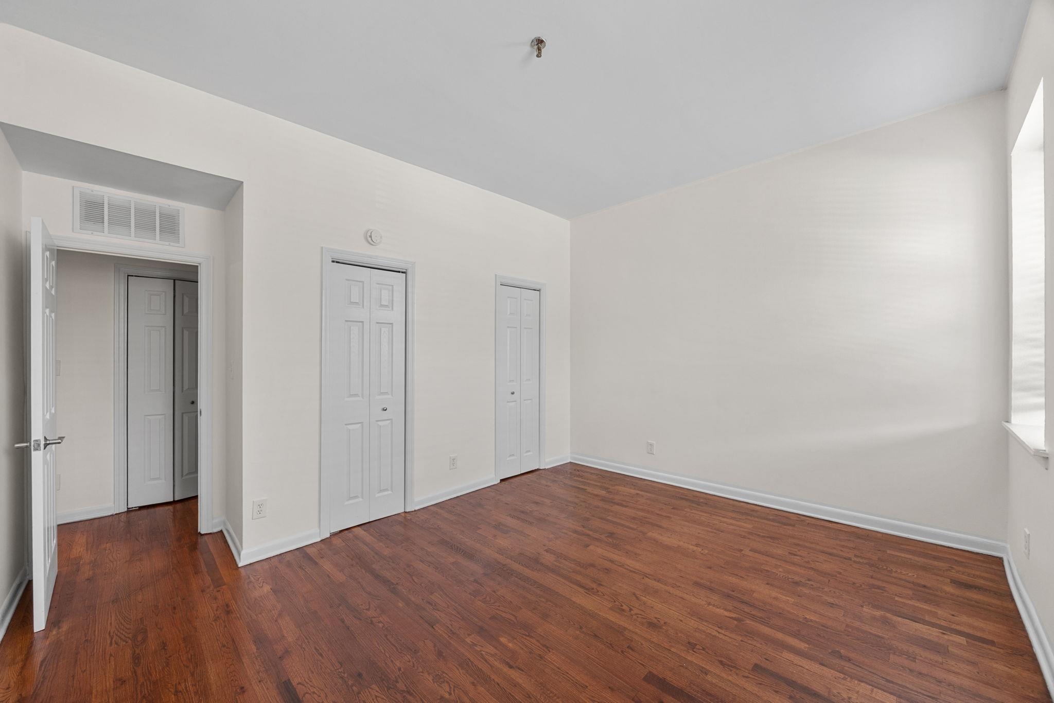 227 CHRISTOPHER COLUMBUS DR Unit: 218B