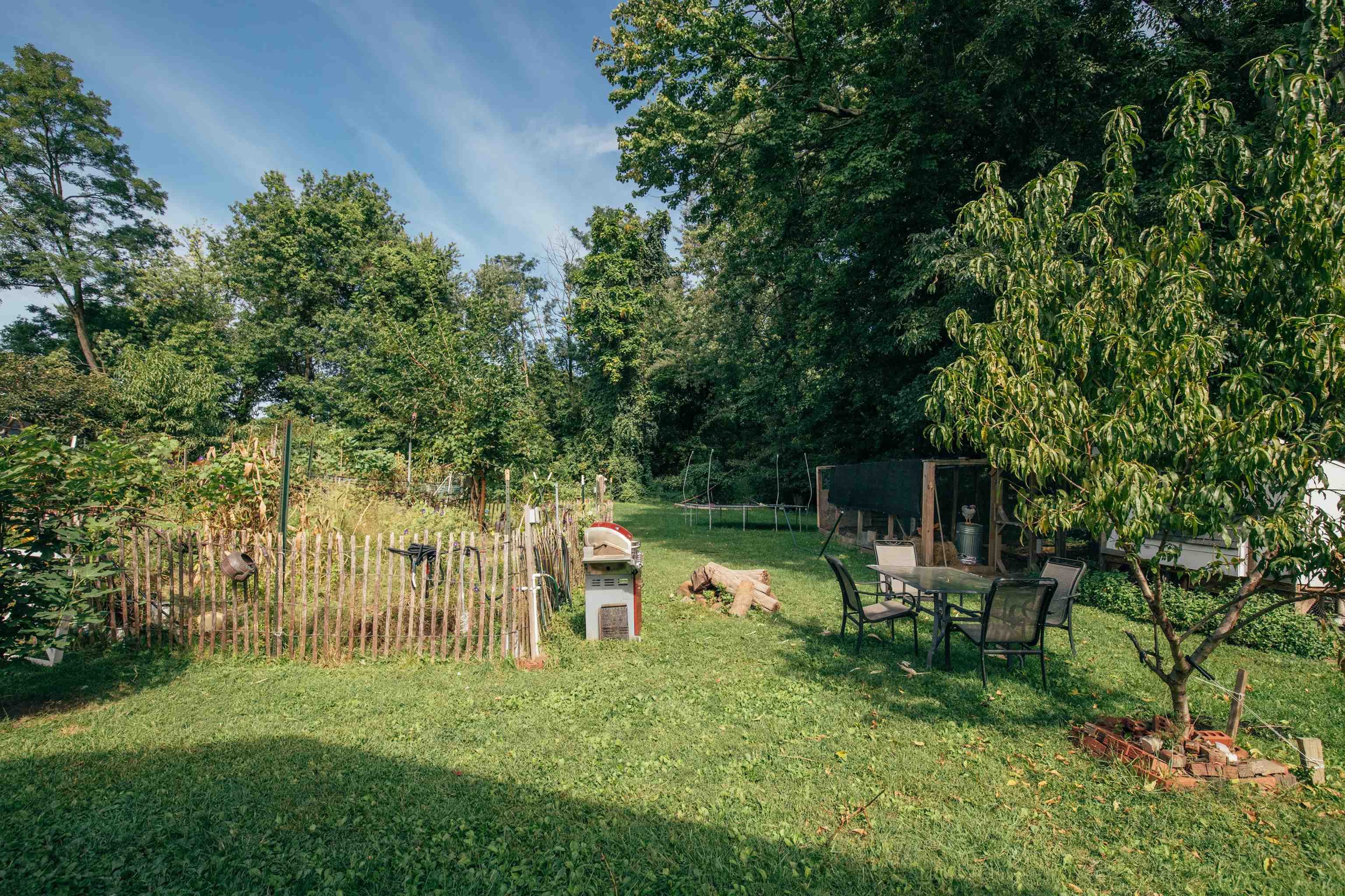 414 SADDLE RIVER RD