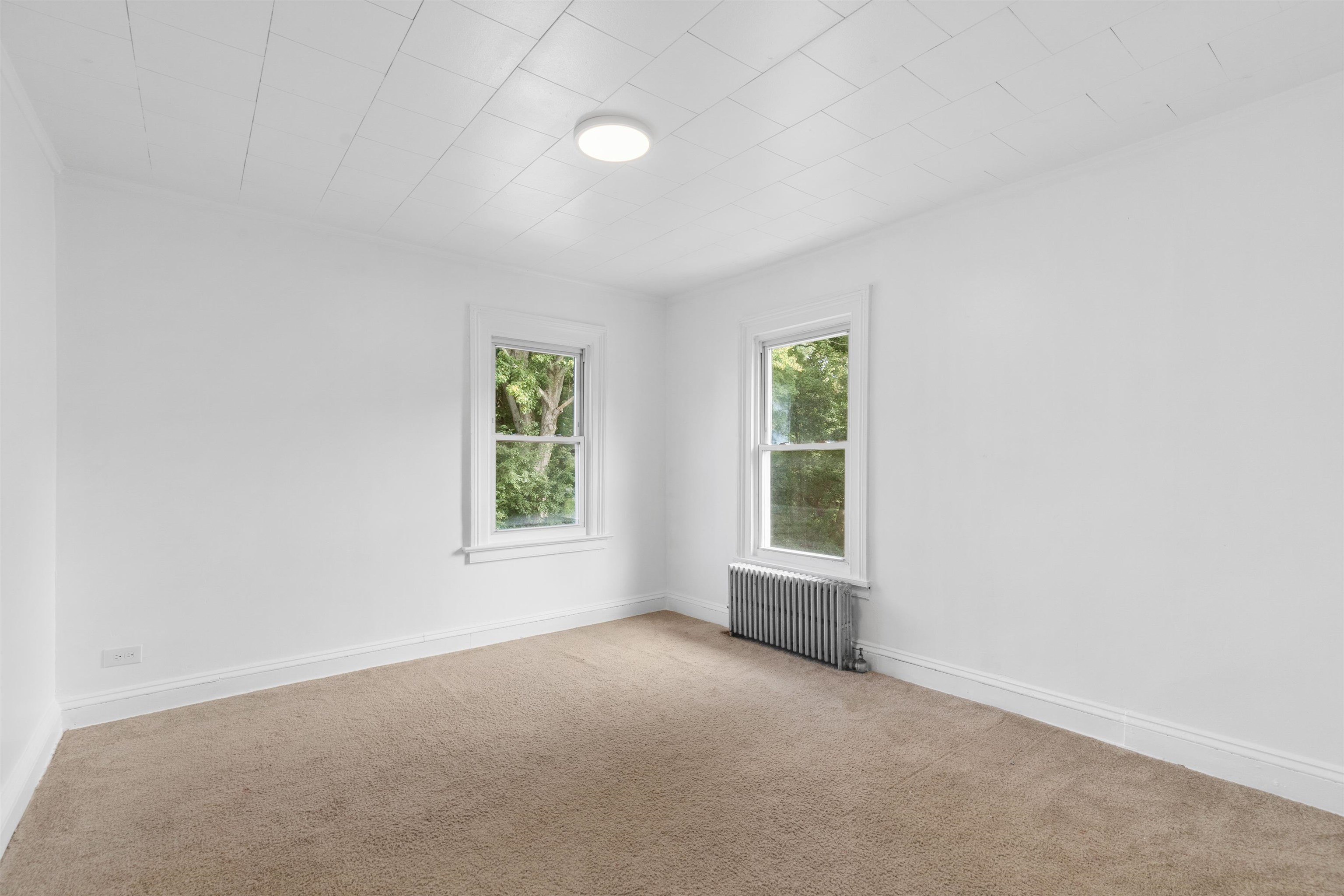 414 SADDLE RIVER RD