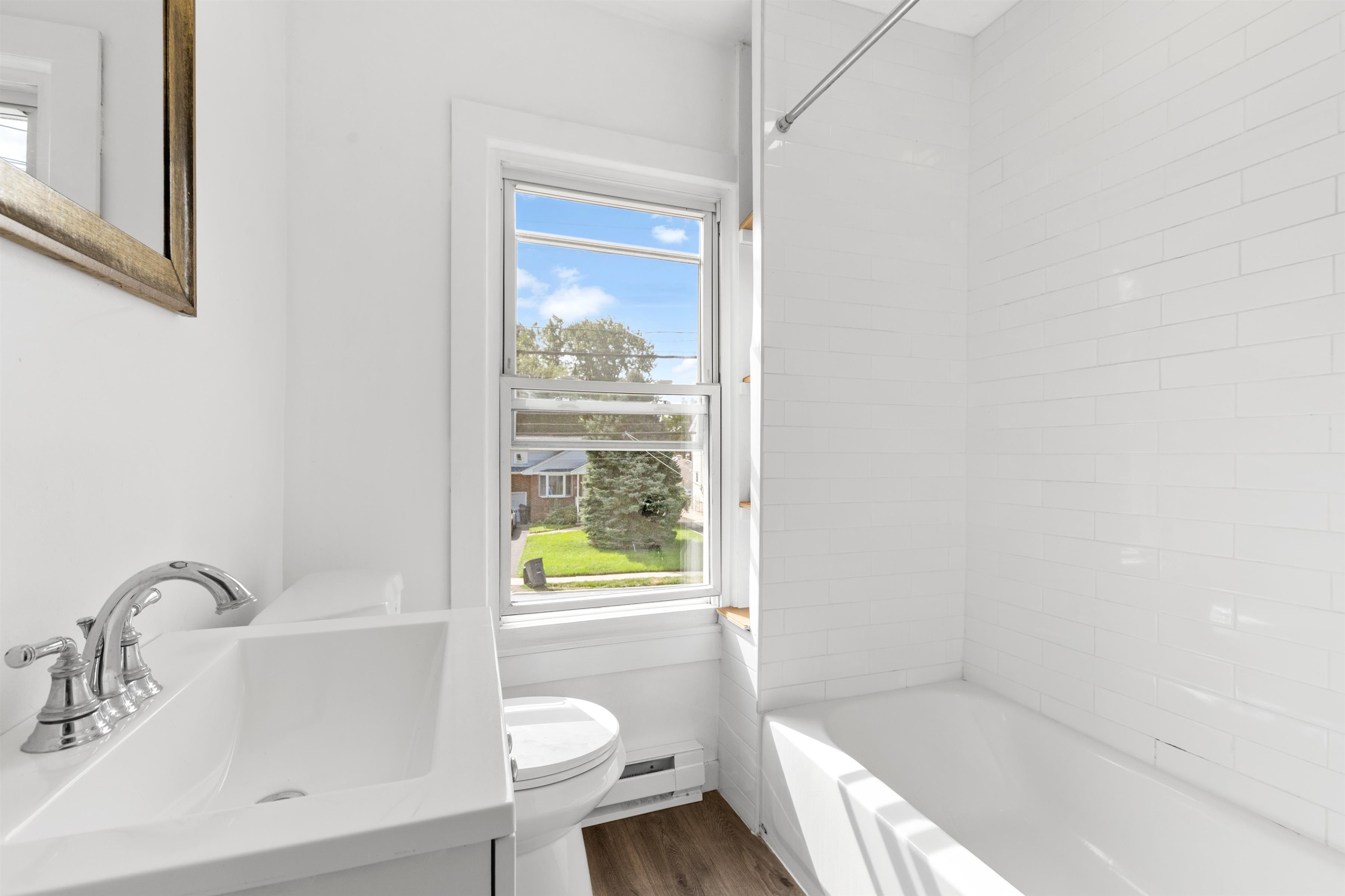 414 SADDLE RIVER RD