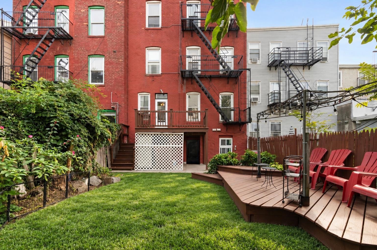 477 PALISADE AVE Unit: 1