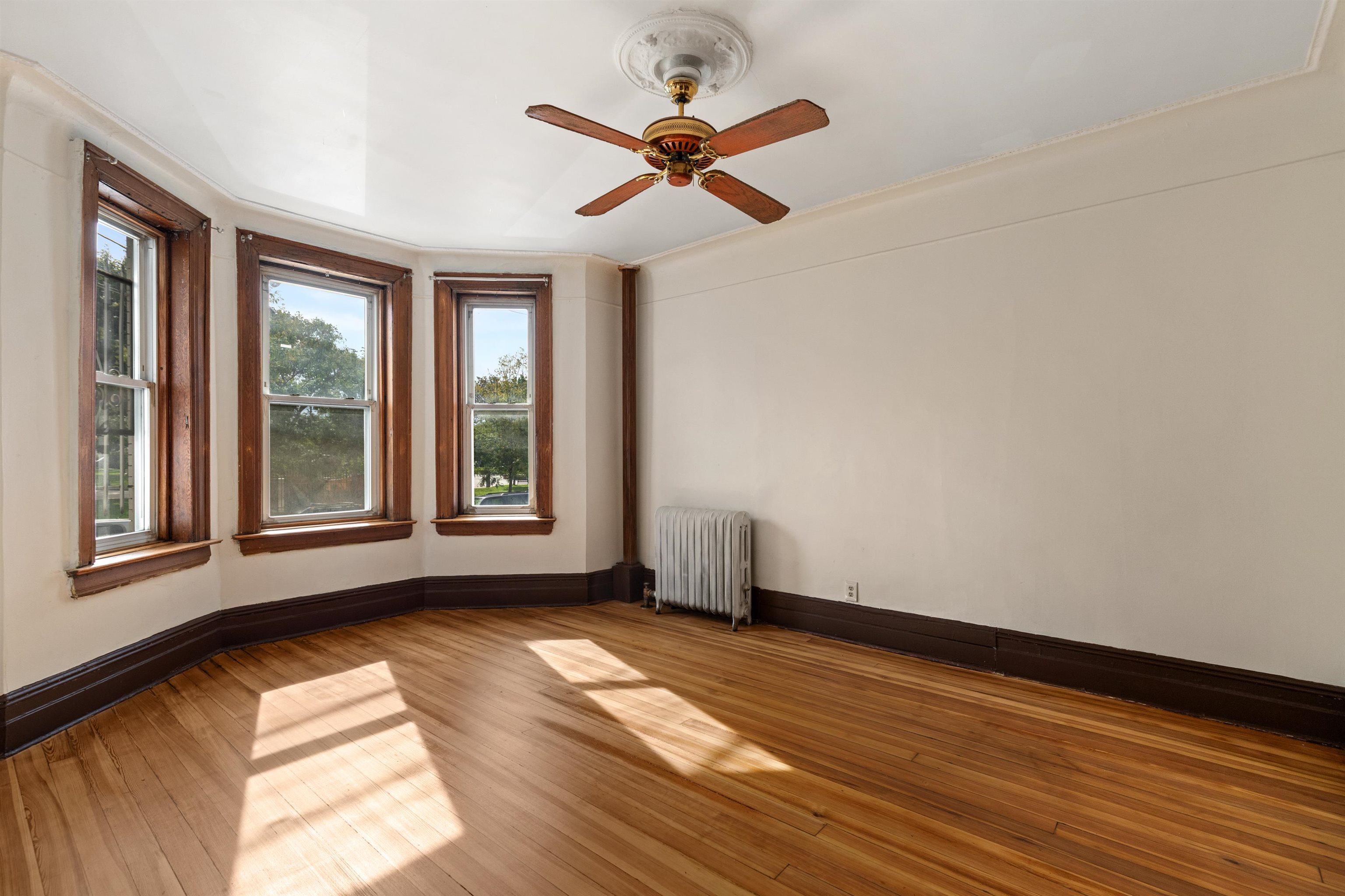 477 PALISADE AVE Unit: 1