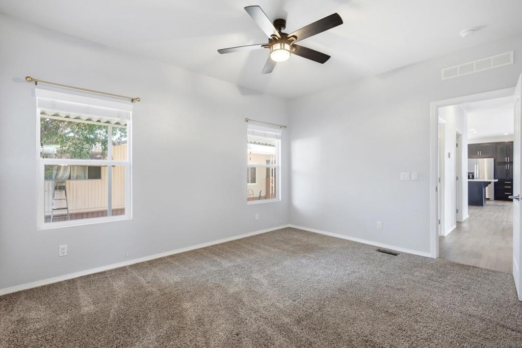 9395 Harritt Rd 3