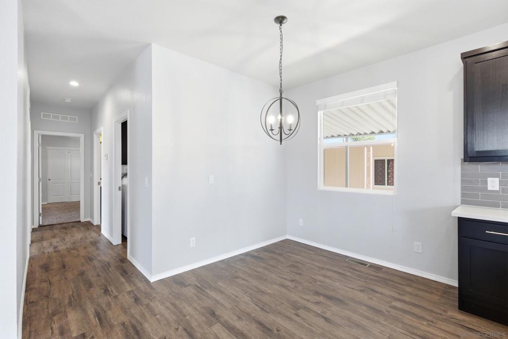 9395 Harritt Rd 3