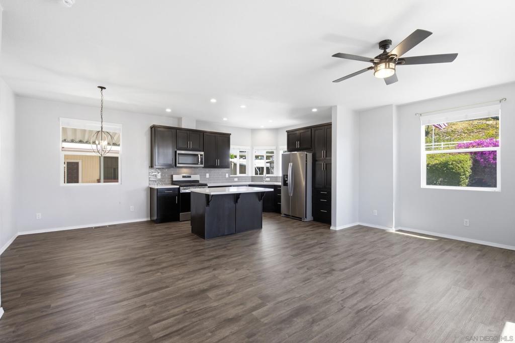 9395 Harritt Rd 3