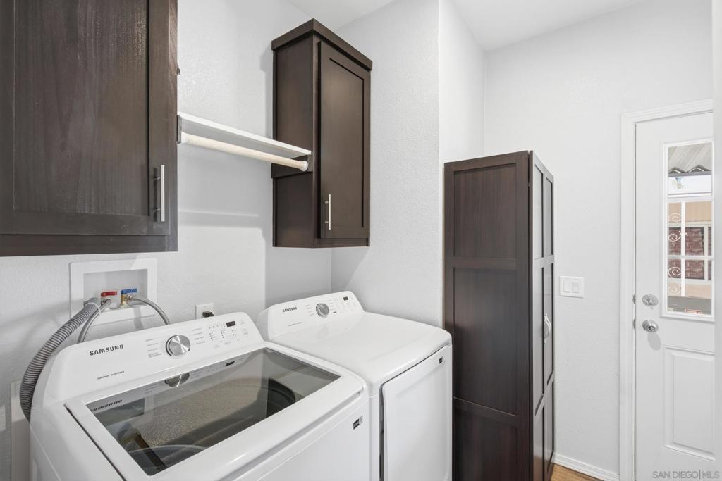 9395 Harritt Rd 3